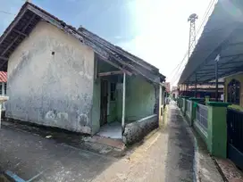 Rumah Kontrakan 3 Pintu