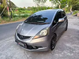 DP 4jt.Honda JAZZ RS 2009 AT