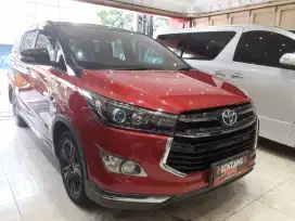 INNOVA 2.0 VENTURER AT 2017 KM 70RB (BINTANG MOTOR)