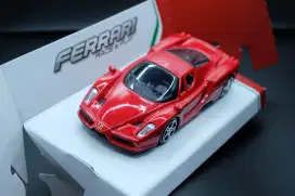 Diecast ferrari shell skala 1:43  hanya 1 pcs lokasi jakarta