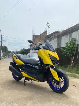 Yamaha Xmax abs 2017 kuning