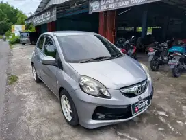 DP 1jt.Honda Brio satya e 2016 MT