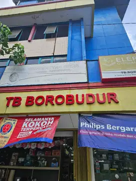 DICARI PEGAWAI TOKO BANGUNAN