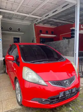 DIJUAL HONDA JAZZ TYPE S 2008 MATIC