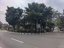 DIJUAL RUMAH MURAH HOOK PINGGIR JALAN DI KRAMAT PELA KEBAYORAN BARU