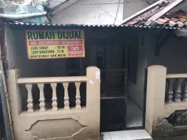 JUAL RUMAH PRIBADI PADASUKA LOKASI STRATEGIS DEKAT KE TENGAH KOTA