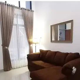 Gorden Vitrase Sekat Ruangan Klinik Roller Vertikal Blinds Krey Kayu