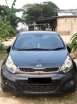 Dijual Kia Rio CCVT AT 2014