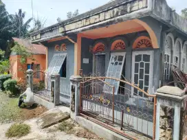 Dijual cepat rumah lokasi strategis dekat pasar dan jalan besar