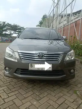 Toyota Kijang Innova 2013 Bensin