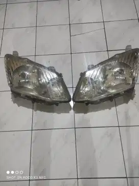 Jual Head Lamp / lampu depan ORI Isuzu D max tahun 2015 .