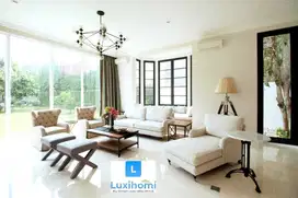 Disewakan Rumah Cantik dalam Komplek semi privat di Jl. Puri Mutiara