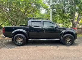 nissan navara double cabin sport version AT