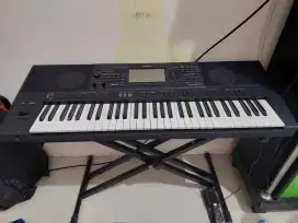 Keyboard Yamaha PSR SX900 Seperti Baru