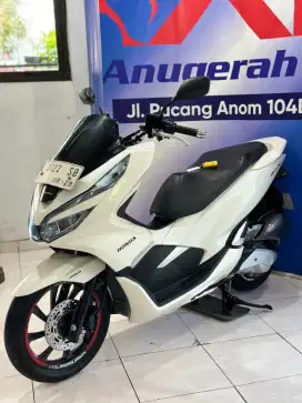 Honda Pcx Abs 150cc Tahun 2018 Anugerah Motor Pucang Anom