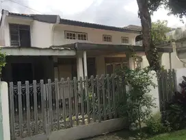 Dijual murah rumah di pondok labu Jakarta Selatan