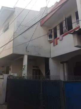 RUMAH 2 LANTAI PLUS KOST AN DITEBET HARGA 1Man