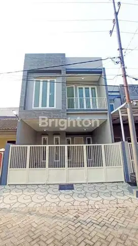 RUMAH GRESS DAN SEMI FURNISHED DI PONDOK TJANDRA INDAH MANGGA SIDOARJO