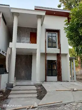 Rumah ready di villa real residence