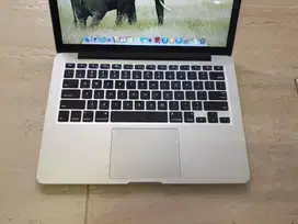 Macbook Pro 13 In 2015 8 / 128gb