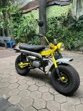 Motor jadul antik mini suzuki rv90 van van rare langka 2 tak not dax