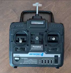 Dijual Remote Control RC pesawat merk Futaba