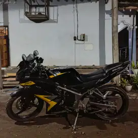 Ninja RR 2014 hitam