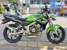 Ninja R 2012 hijau