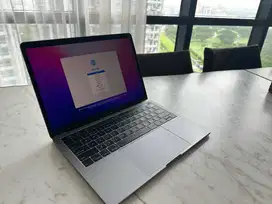 Macbook Pro 13 In 2018 Touchbar 8 / 256gb