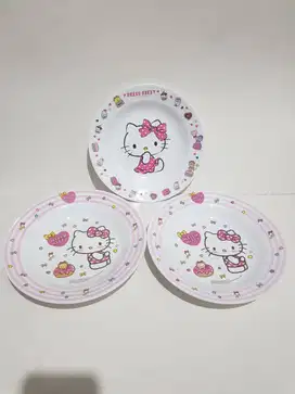 Piring Sanrio Hello Kitty Melamin