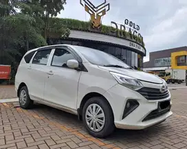 HARGA MURAH!! DAIHATSU SIGRA 1.2 X AT MATIC 2022 PUTIH