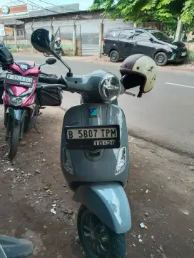 Vespa Lx  Iget 125 2023