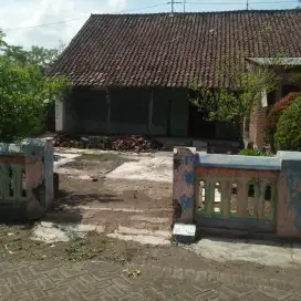 Rumah Luas dan nyaman