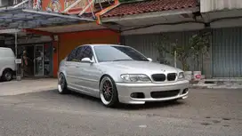 BMW E46 318i 2001 Full Spec