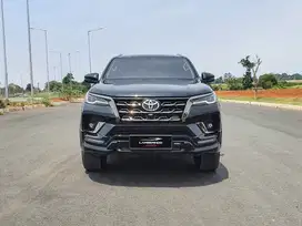 TOYOTA FORTUNER GR 2.8 DIESEL 2022