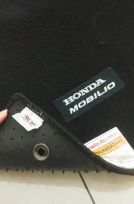 Alas karpet mobil