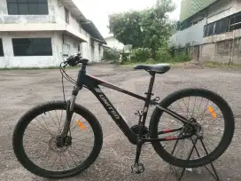 Sepeda 27.5 Mtb United Monanza 4.0 New