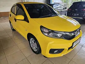 Honda All New Brio 1.2 E CVT 2023 Kuning Metalik