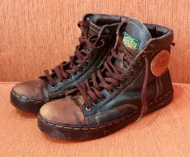 Sepatu Boots Kulit Vintage Exodos