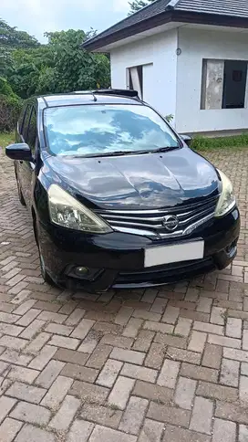 Over Kredit Nissan Grand Livina XV 2015