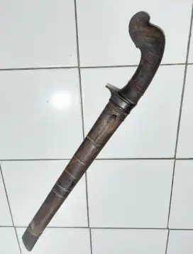 Golok Sepuh Buhun Pamor Ujung Gunung