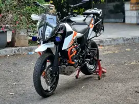 KTM 390 ADVENTURE - siap turing full asesoris KM rendah