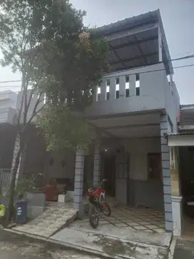 Disewakan Tahunan Rumah 2 Lantai Di Victoria Sentul City - Kosongan