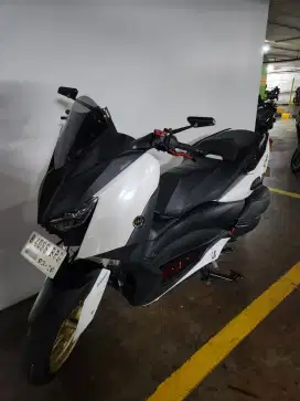 Xmax 2018 putih