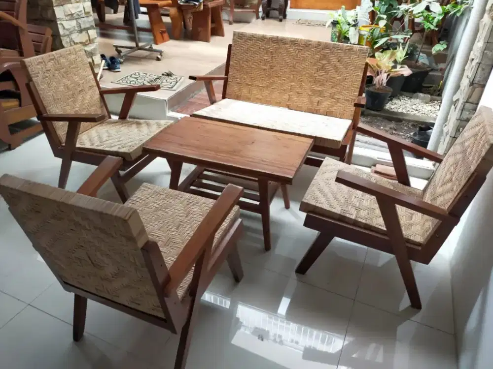 Kursi Sedan Jengki Rotan