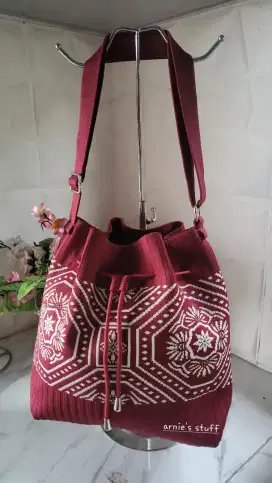TAS BUCKET RAJUT
