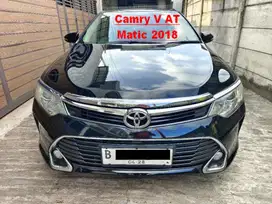 TAKE OVER Toyota Camry 2.5 V AT Matic 2018 Hitam