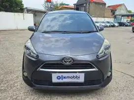 Toyota Sienta 1.5 G Bensin-AT 2017 Abu-Abu TOR