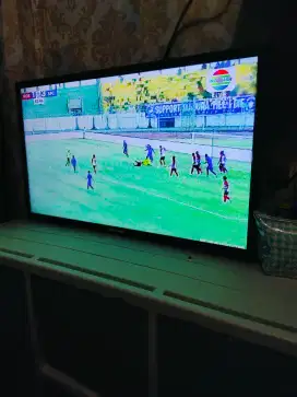 TV polytron 32 inc, belum android