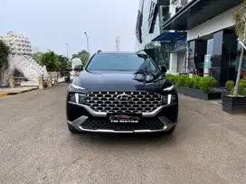 Hyundai SantaFe Santa Fe Signature Diesel 2021 AT 2.2, Km 47Ribu